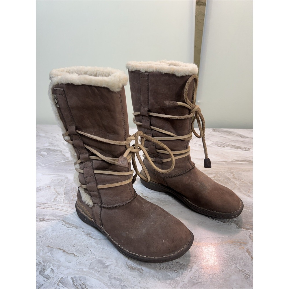 UGG Womens Boots Size 6 Catalina S/N 1634 Brown Nubuck Suede Lace Up Sheepskin